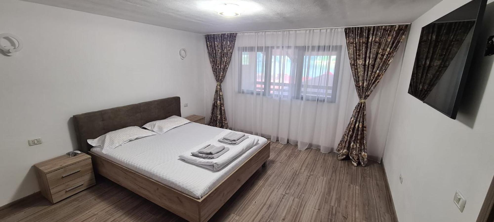 Alexandra Si Adan Villa Dubova Buitenkant foto
